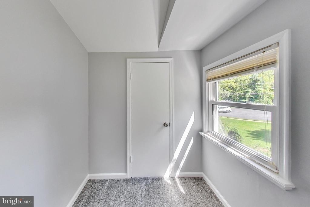 6641 Barrett Road - Photo 32