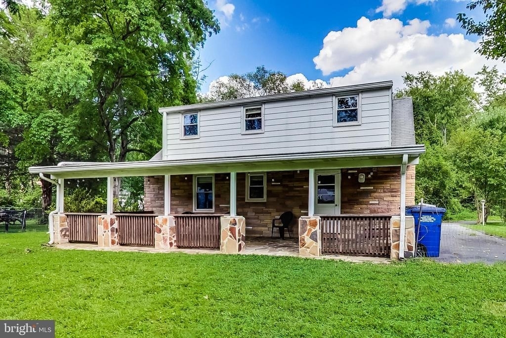 6641 Barrett Road - Photo 36