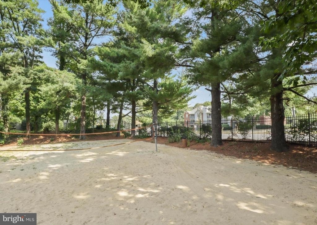 8350 Greensboro Drive - Photo 56