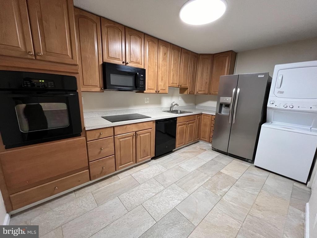 8350 Greensboro Drive - Photo 21