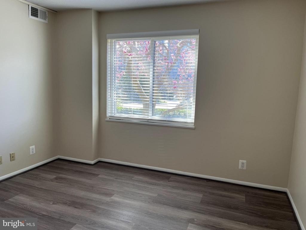 8350 Greensboro Drive - Photo 34