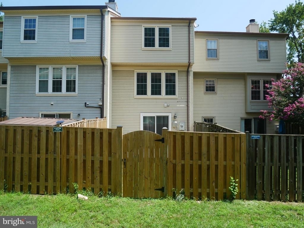 2774 Grovemore Lane - Photo 31