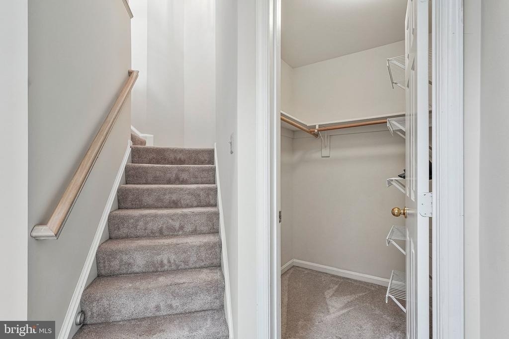 7059 Kings Manor Dr - Photo 13