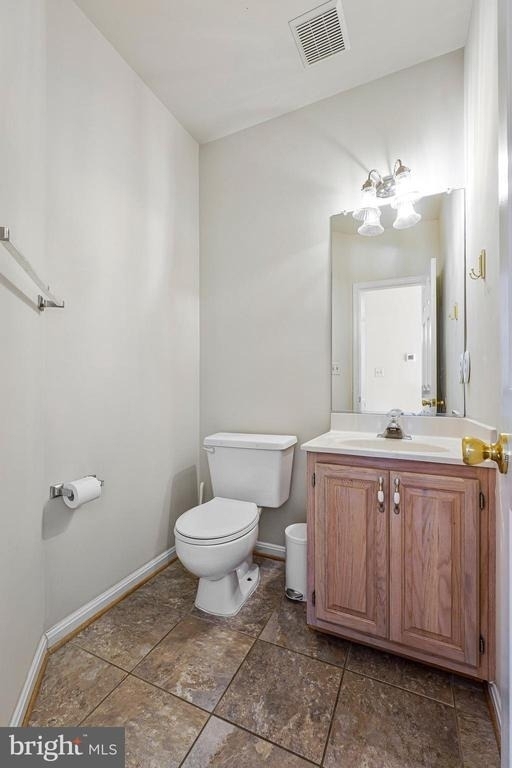7059 Kings Manor Dr - Photo 8