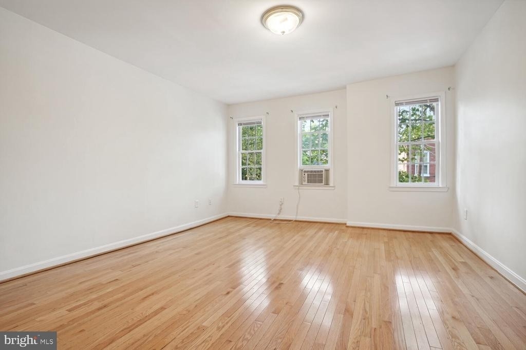 1121 Prince Street - Photo 17