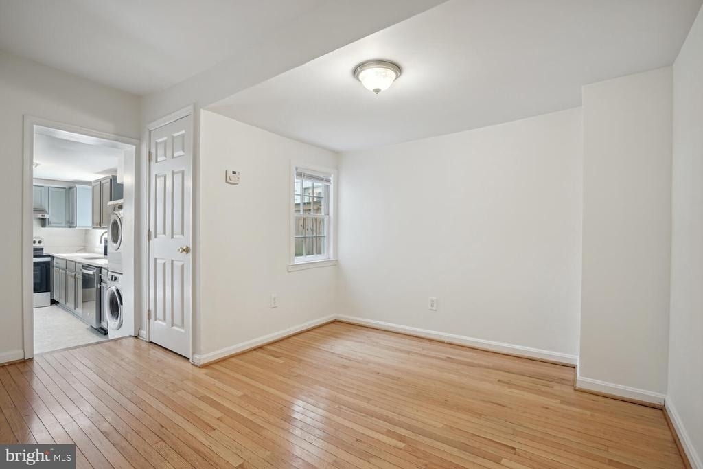 1121 Prince Street - Photo 6