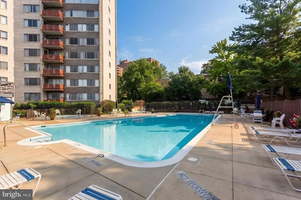 5340 Holmes Run Parkway - Photo 17