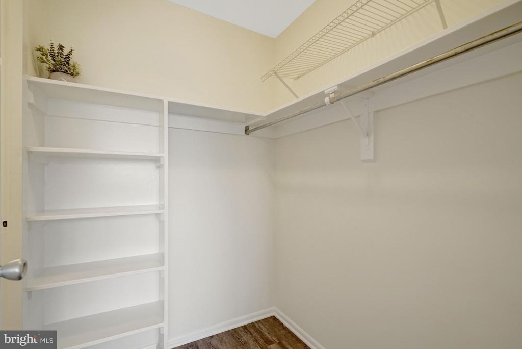 5340 Holmes Run Parkway - Photo 12