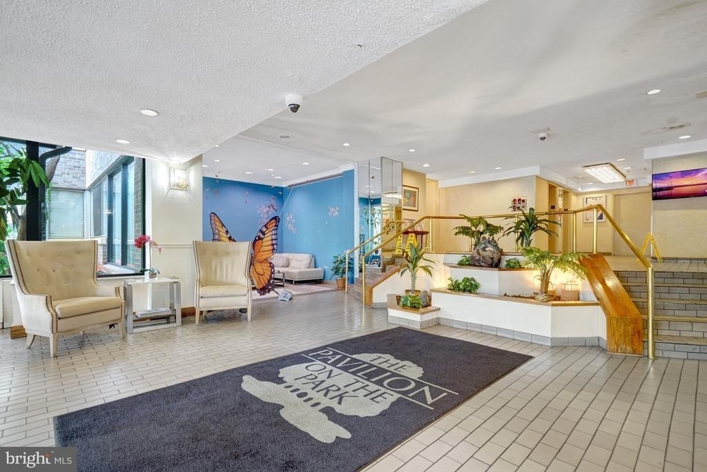 5340 Holmes Run Parkway - Photo 16