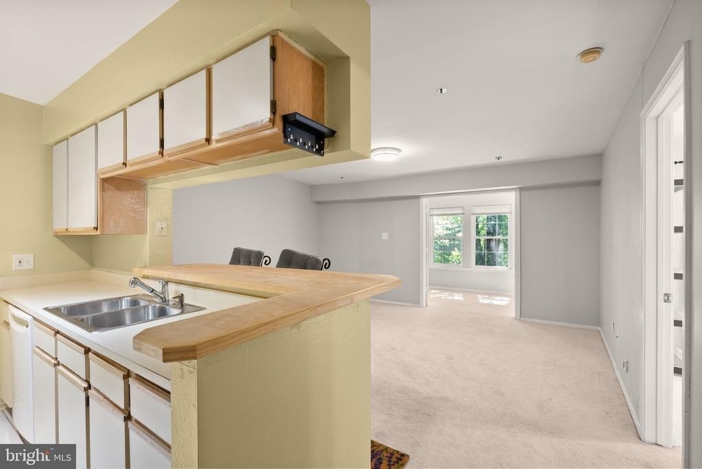3313 Wyndham Circle - Photo 1
