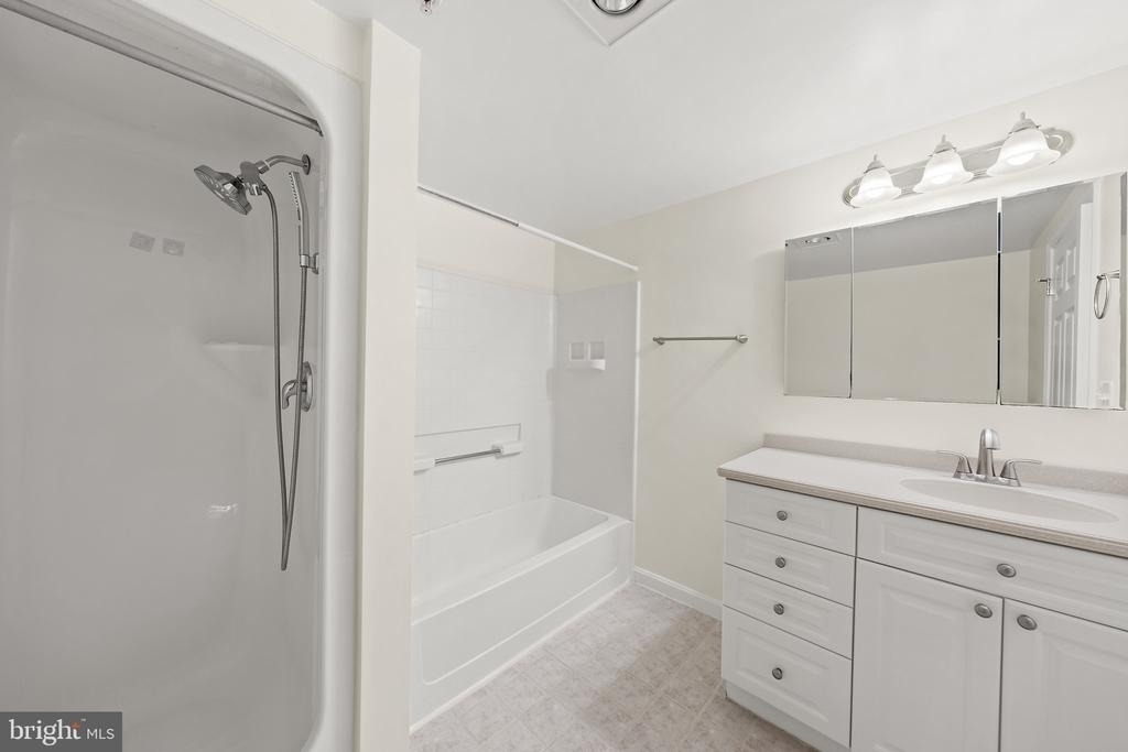 3101 N Hampton Drive - Photo 11