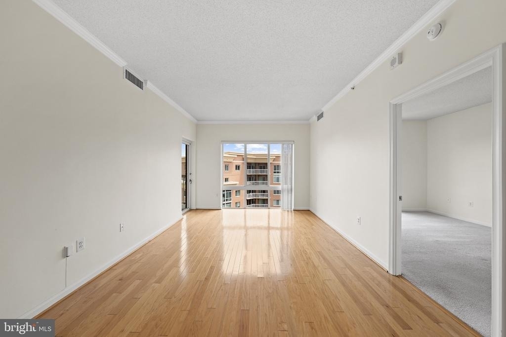 3101 N Hampton Drive - Photo 4