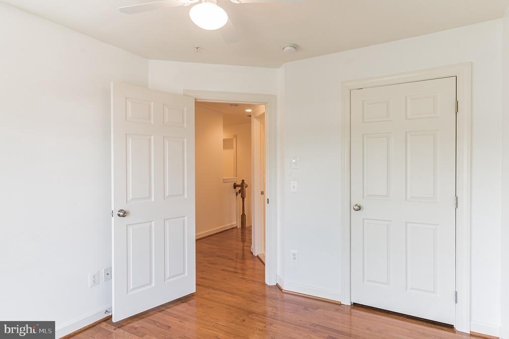 908 W Glebe Road - Photo 24