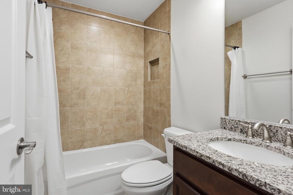 5502 16th Street N - Photo 32