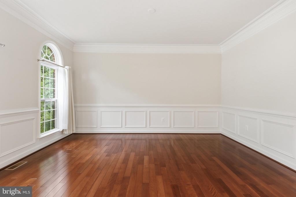 5502 16th Street N - Photo 19