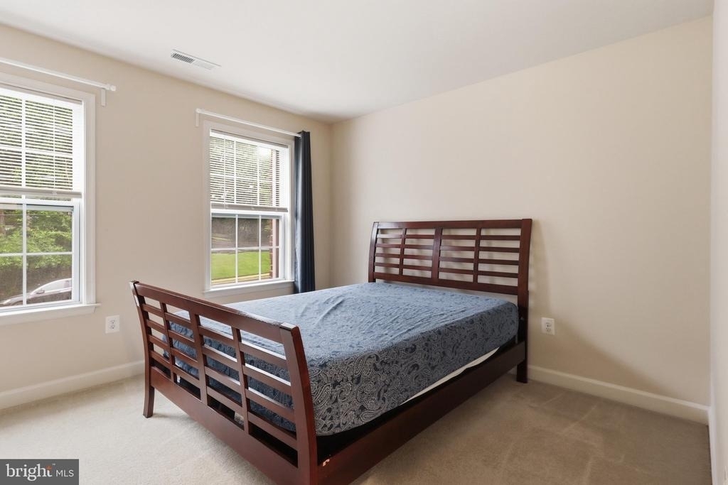 5502 16th Street N - Photo 30