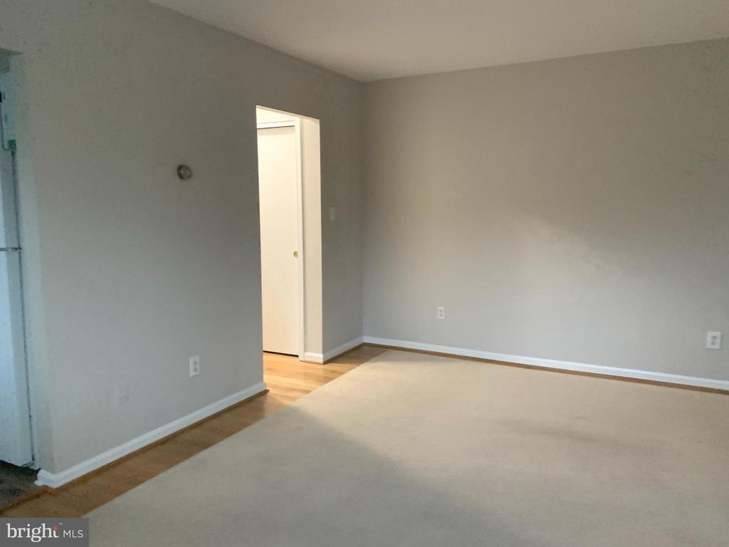 738 N Wakefield Street - Photo 5