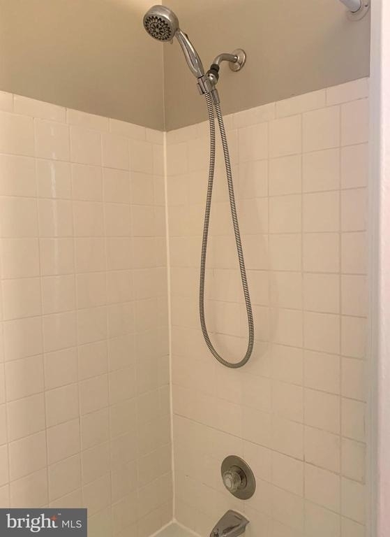 738 N Wakefield Street - Photo 19
