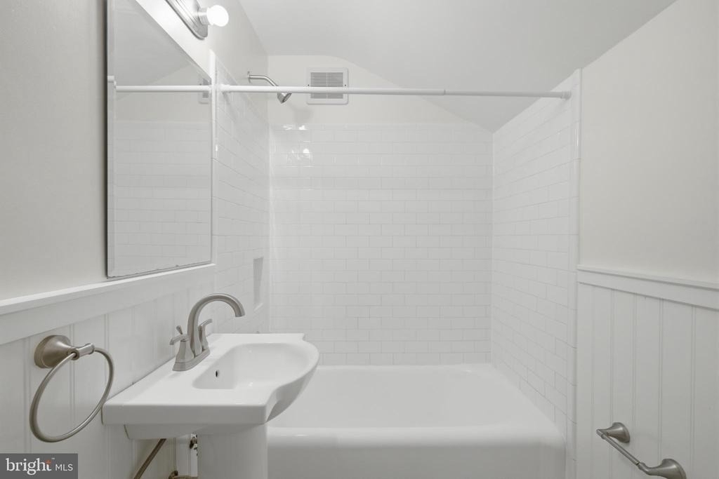 4403 19th Street N - Photo 26