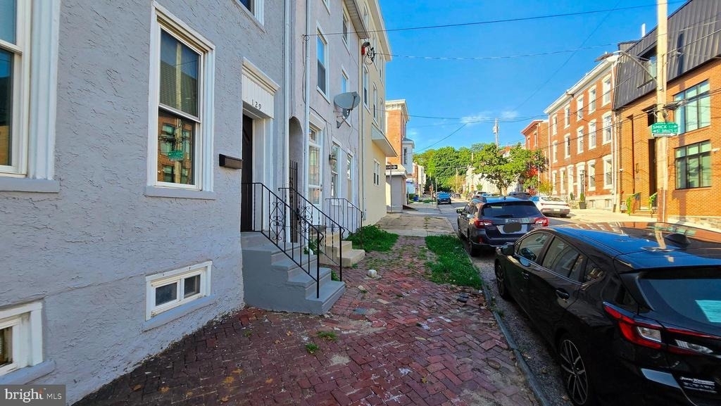 129 Ripka Street - Photo 1
