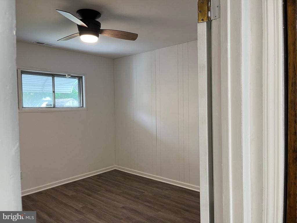 2817 Nestling Road - Photo 7