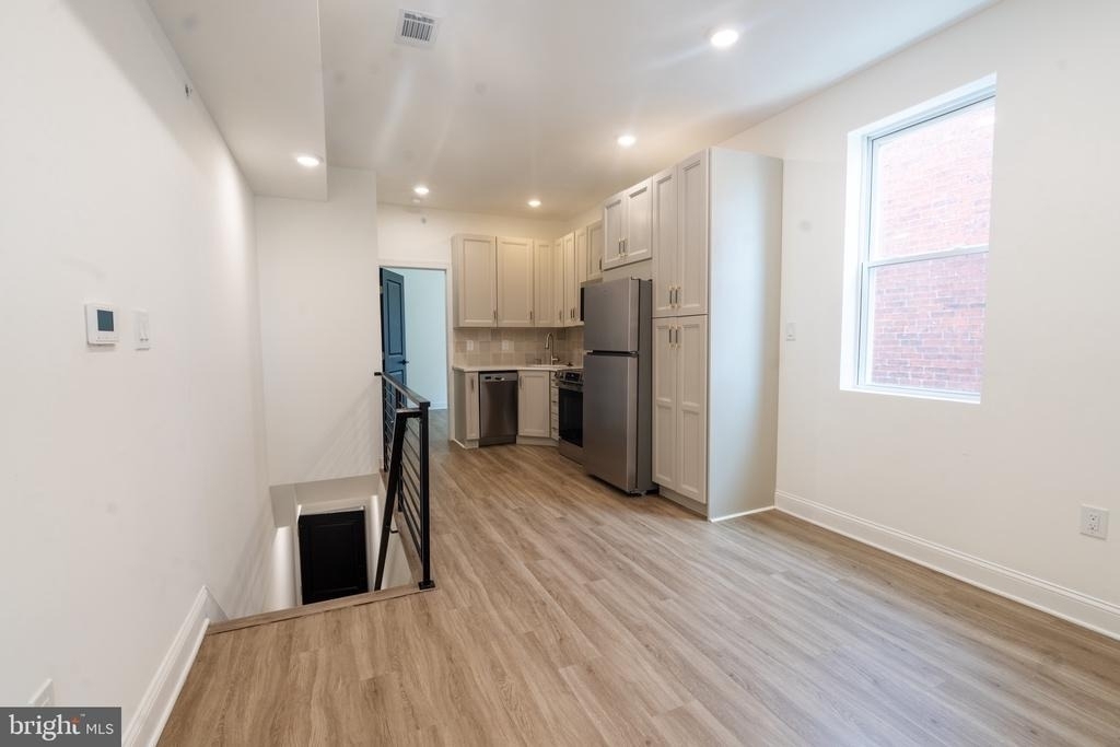 3140 W Diamond Street - Photo 0
