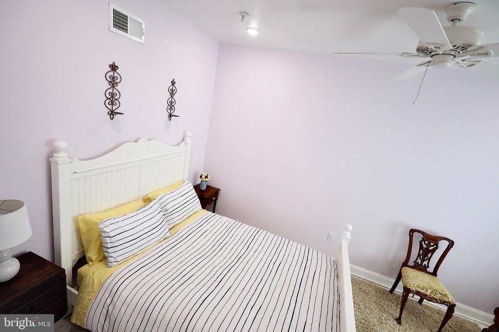 2005 N Mascher Street - Photo 32