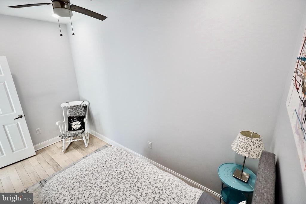 2005 N Mascher Street - Photo 35