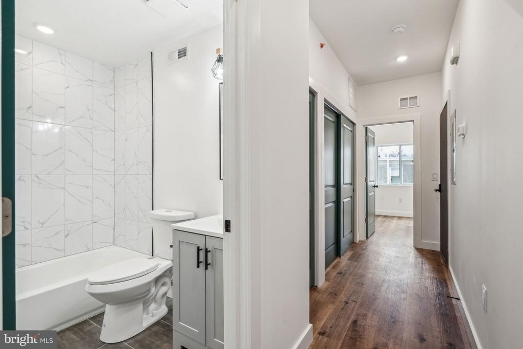 2630 N 11th Street - Photo 1