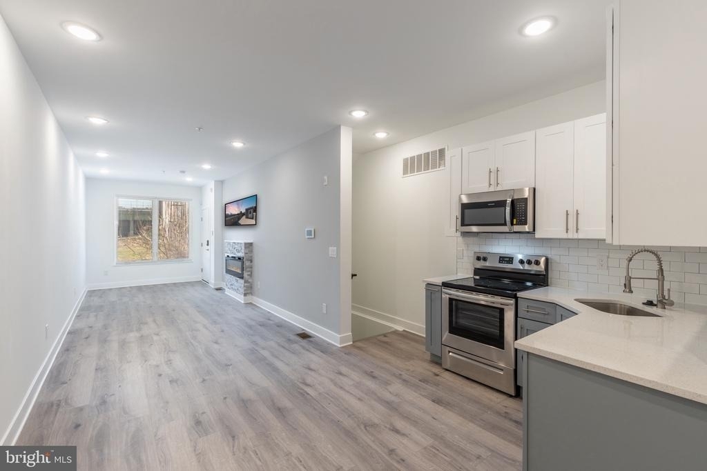 1423 N 8th Street - Photo 7