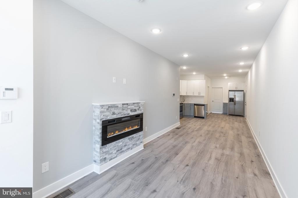 1423 N 8th Street - Photo 1