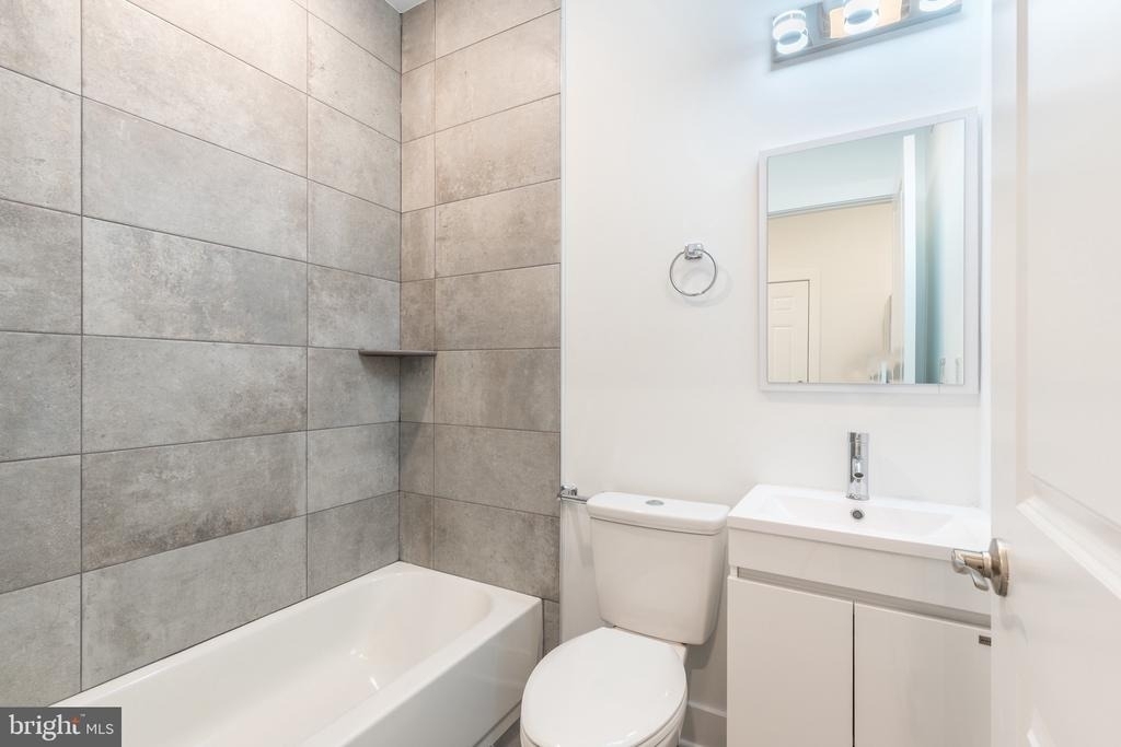1423 N 8th Street - Photo 9