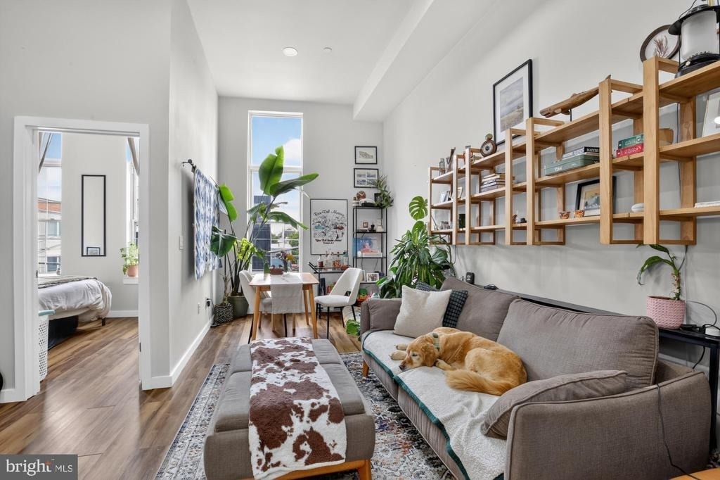 2045 Trenton Avenue - Photo 9