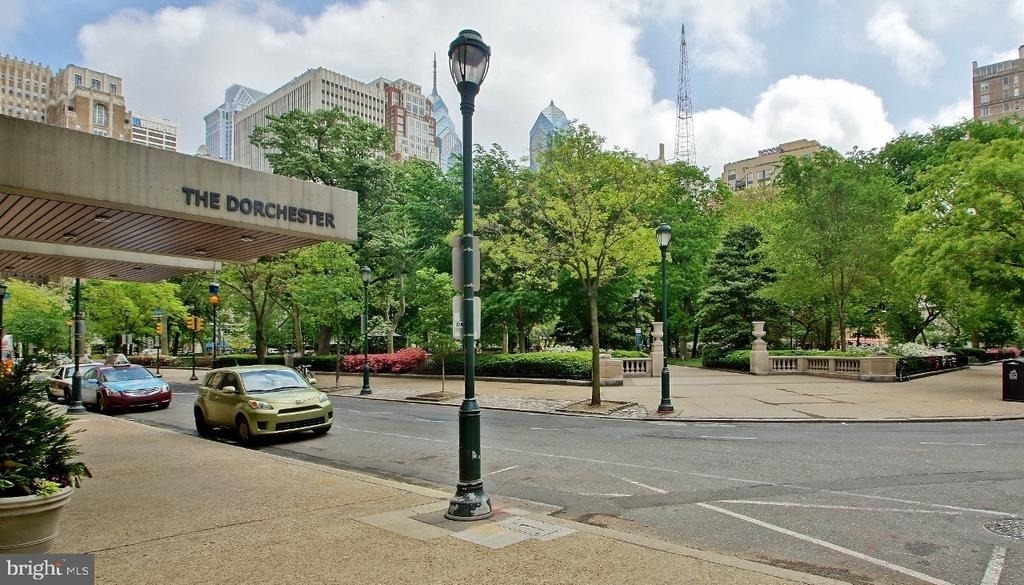 224 W Rittenhouse Square - Photo 30