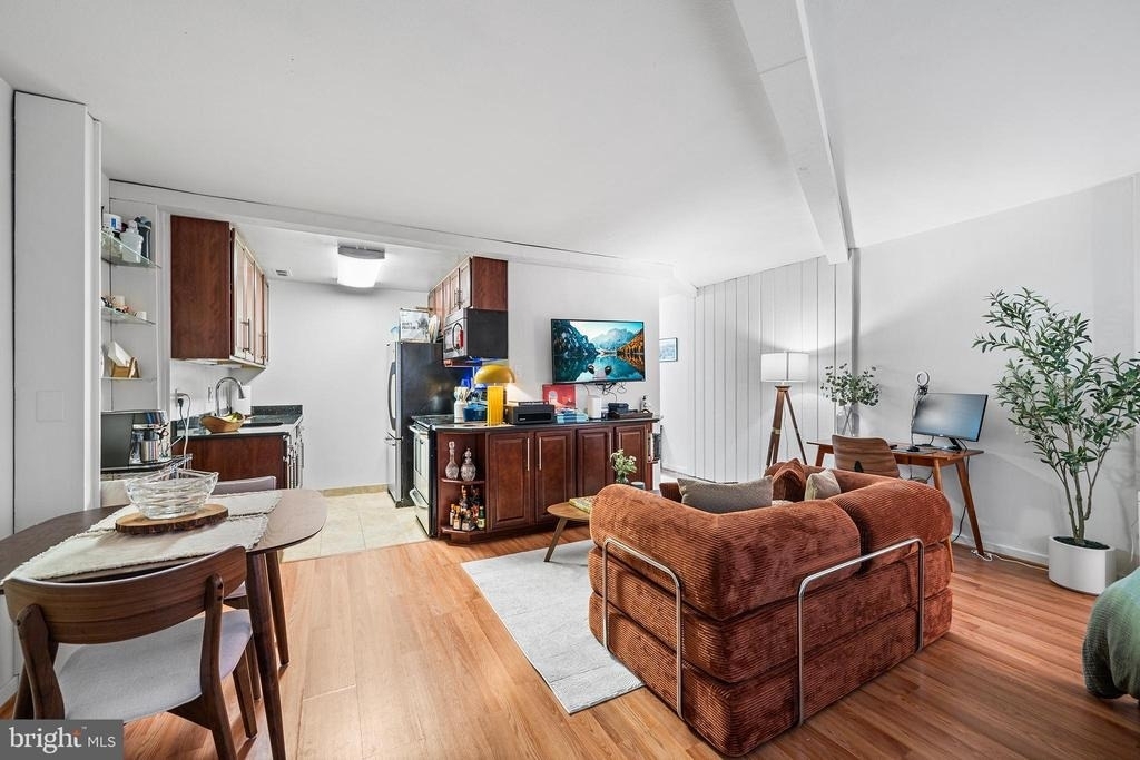 224 W Rittenhouse Square - Photo 11