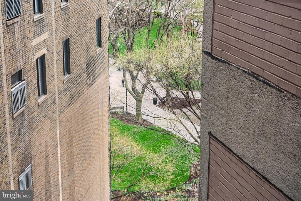 224 W Rittenhouse Square - Photo 27