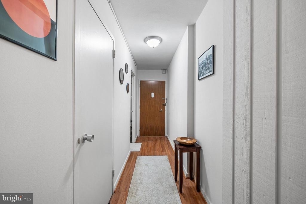 224 W Rittenhouse Square - Photo 1