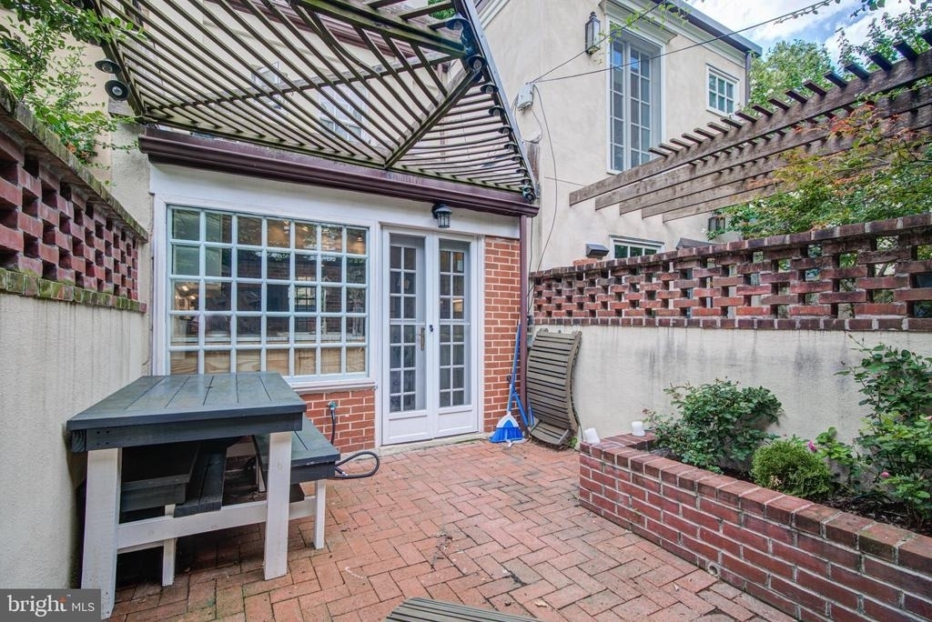229 S Jessup Street - Photo 18