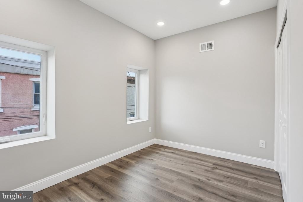 2225 N Waterloo Street - Photo 12