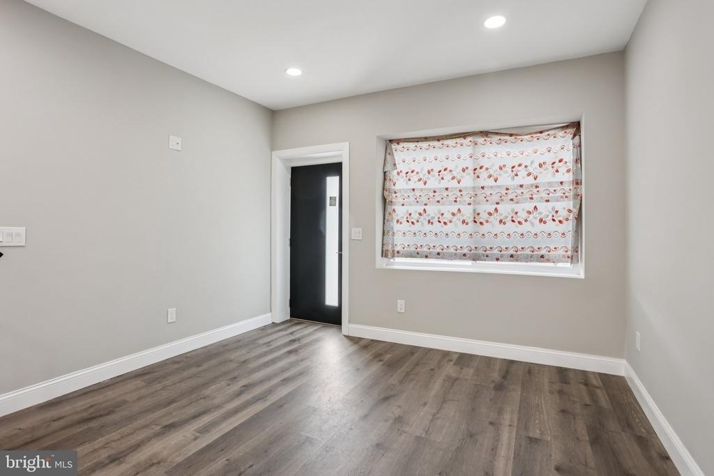 2225 N Waterloo Street - Photo 5