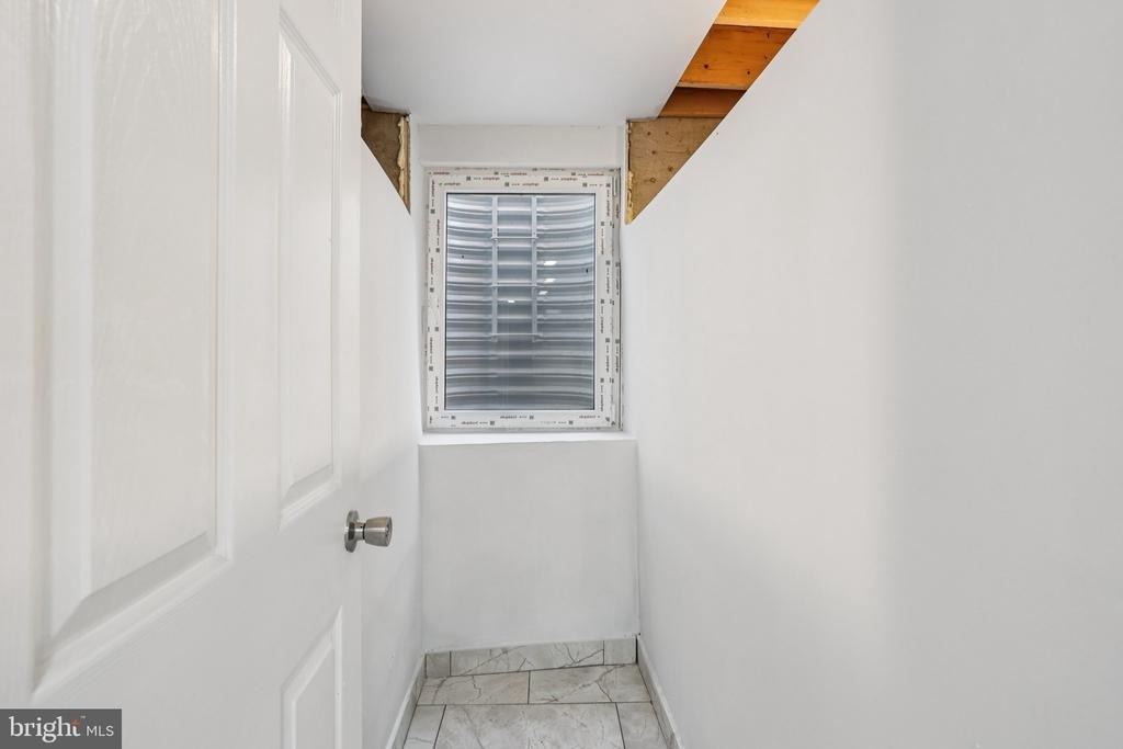 2225 N Waterloo Street - Photo 21