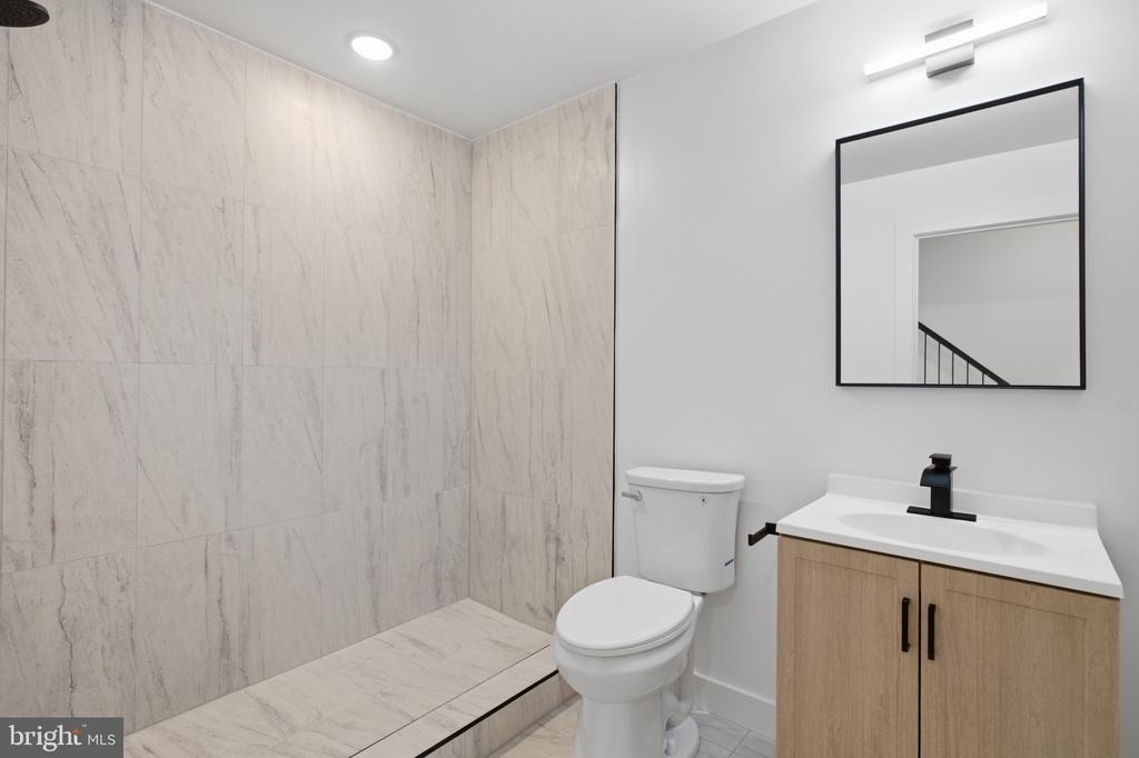 3931 Fairmount Avenue - Photo 15