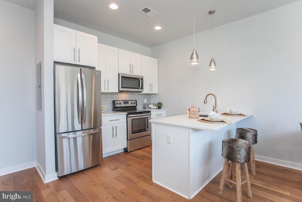 5938 Henry Avenue - Photo 5