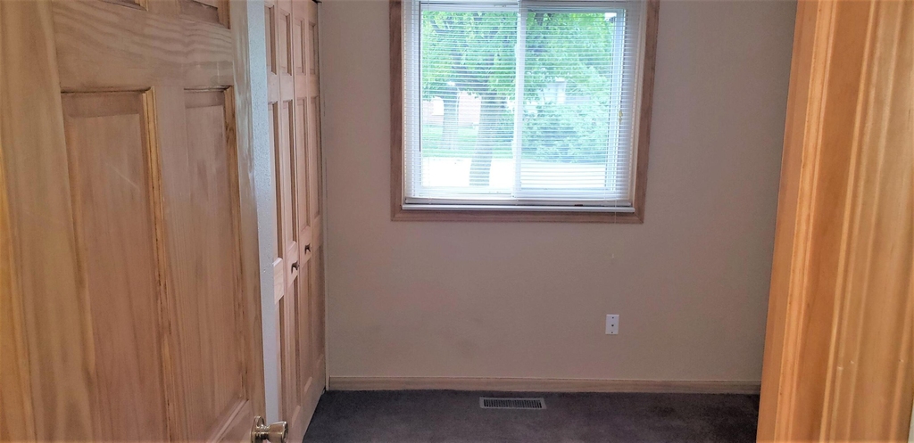 640 Calder Street - Photo 4