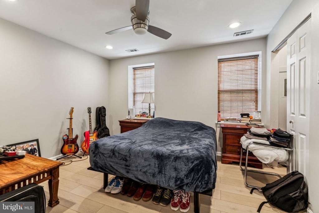 1007 Dickinson Street - Photo 6