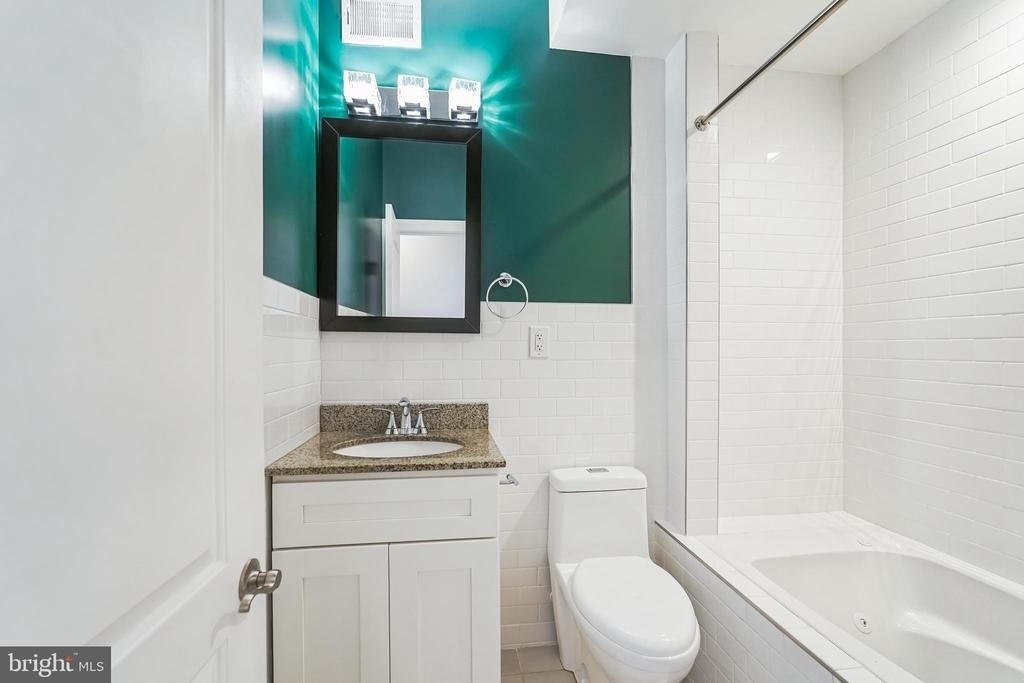 2241 Sears Street - Photo 14
