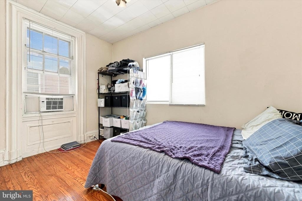 1807 Spruce Street - Photo 14