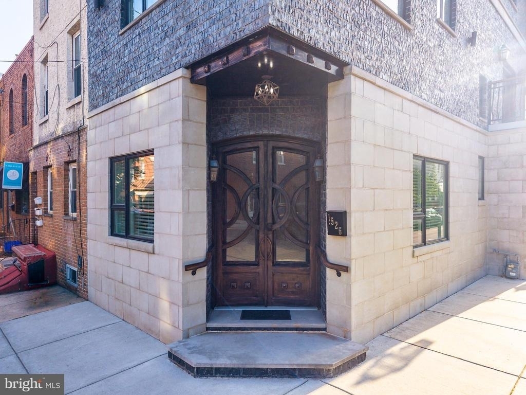 1526 S 10th Street - Photo 3