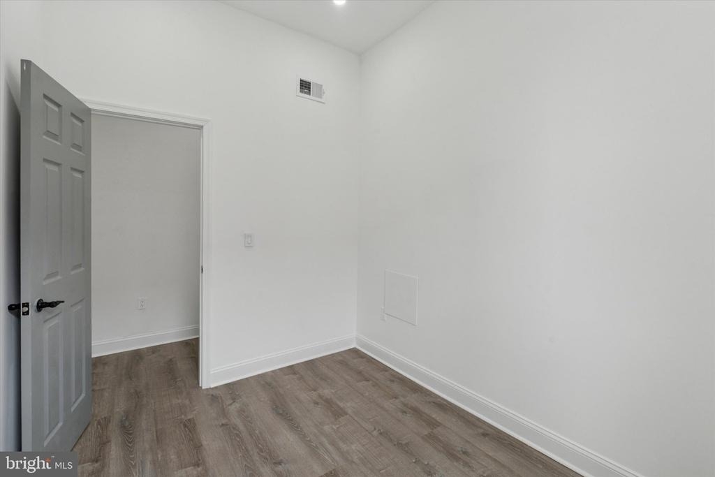1625 S 22nd Street - Photo 8