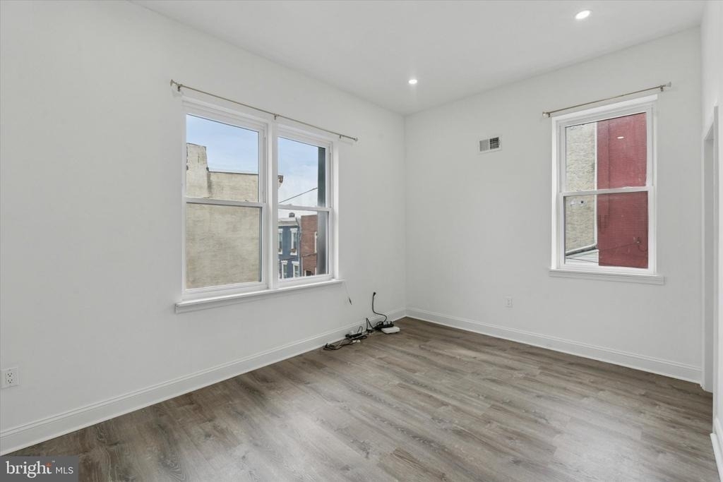1625 S 22nd Street - Photo 9